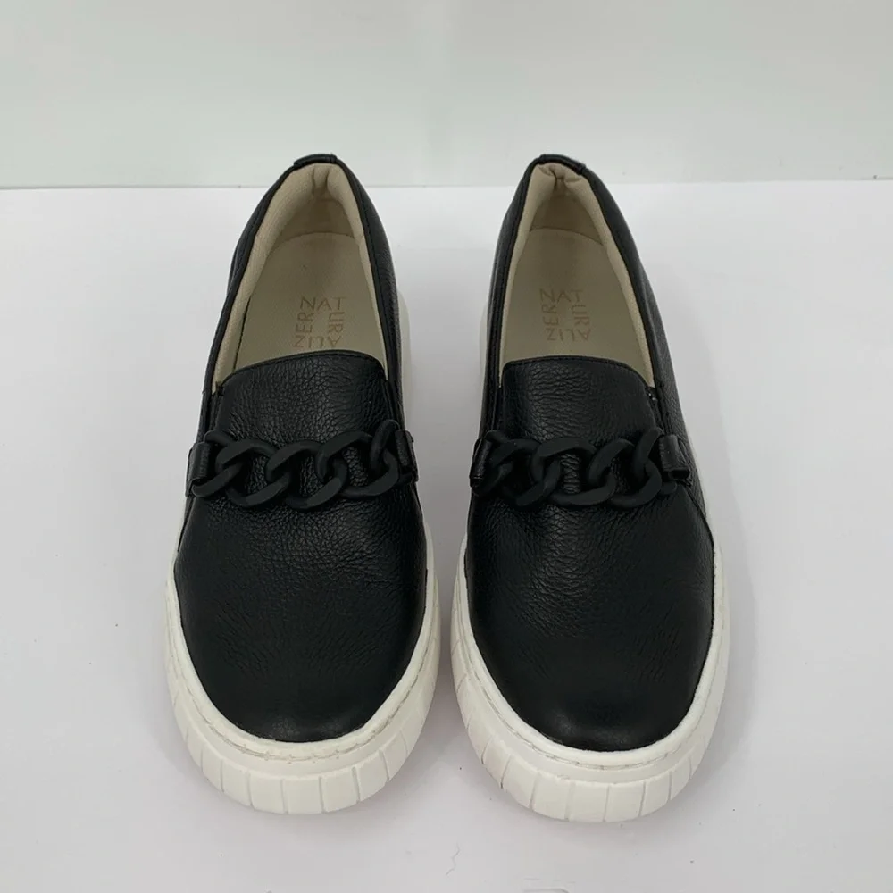 Naturalizer Daphne platform loafer shoe black pebbled leather slip-on chain 10